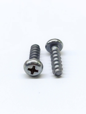 Çinko Nikel Alaşım Phillips Pan Head Plastikler için Kendini Tapping vidalar M5 * 16