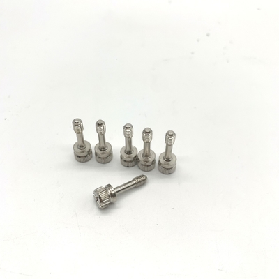 Tutsak M4X16 Paslanmaz Çelik Makine Vidaları On Bir Karakter Oluk Tırtıllı