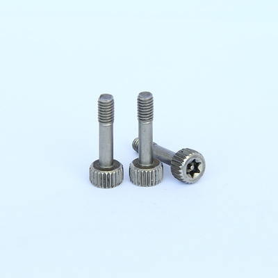 6-32 X 1/2" Dış Müdahale Korumalı Güvenlik Makinesi Vida Düğmesi 6 Lob Torx Merkez Pim Başlığı