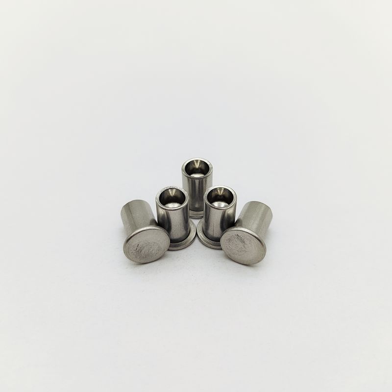 304 paslanmaz çelik düz başlı yarı tüplü çiviler DIN 7337 M3-M6